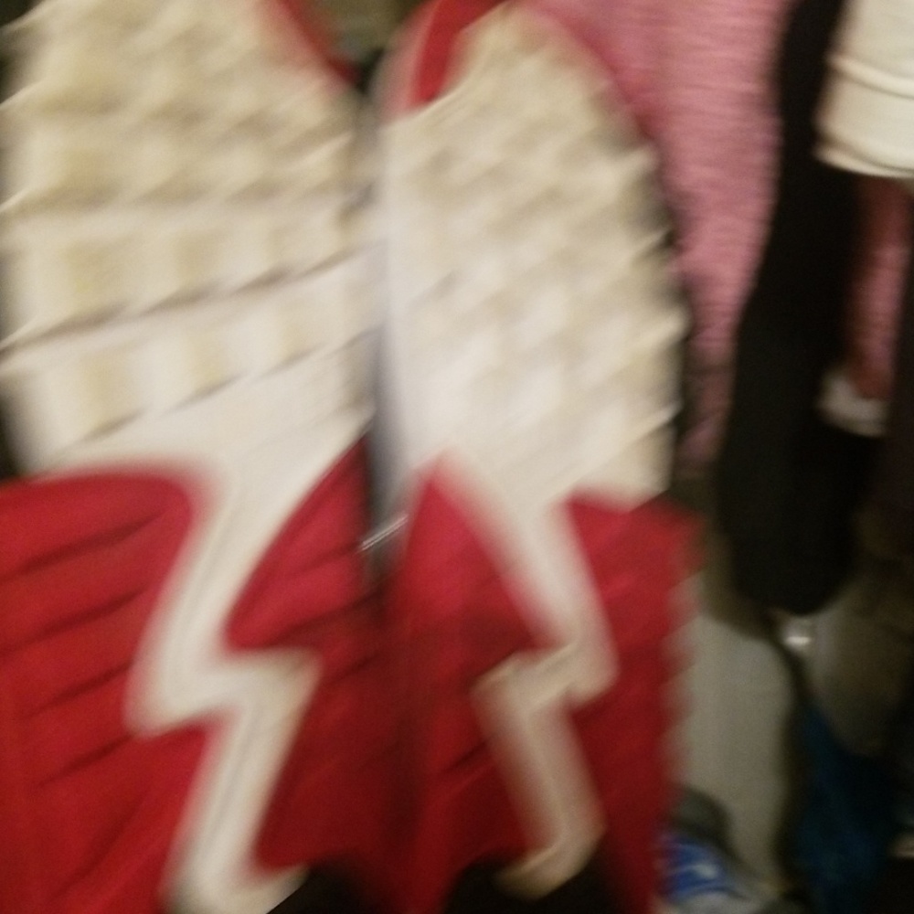 Nike's - Picture 7 of 7